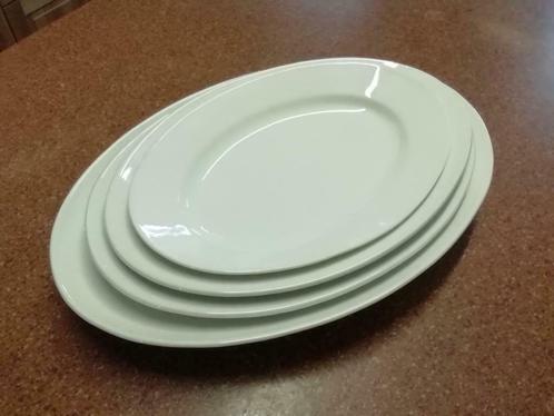 4 Grands plats de service ovales en porcelaine, Maison & Meubles, Cuisine | Vaisselle, Comme neuf, Balance ou Balances, Uni, Porcelaine