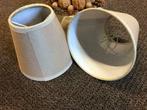 2 klemkapjes, Huis en Inrichting, Lampen | Lampenkappen, Gebruikt, Beige, Rond, Ophalen of Verzenden