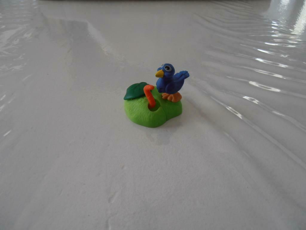 Figurine "Oiseau et ver de terre – K00 n 17" – KINDER 1999, Enlèvement ou Envoi, Utilisé, Numéros K