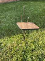 Retro bijzettafeltje, Huis en Inrichting, Tafels | Bijzettafels, Ophalen of Verzenden