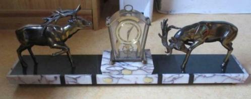 Antiek schouwstuk marmer met klok en 2 bronzen herten, Antiek en Kunst, Curiosa en Brocante, Ophalen
