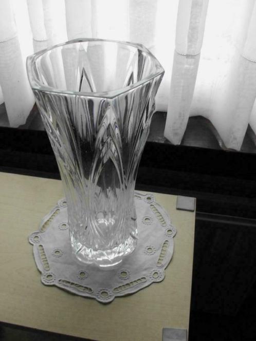 Kristalen vaas,  karaf ,  kandelaar en asbak., Antiek en Kunst, Antiek | Glaswerk en Kristal, Ophalen