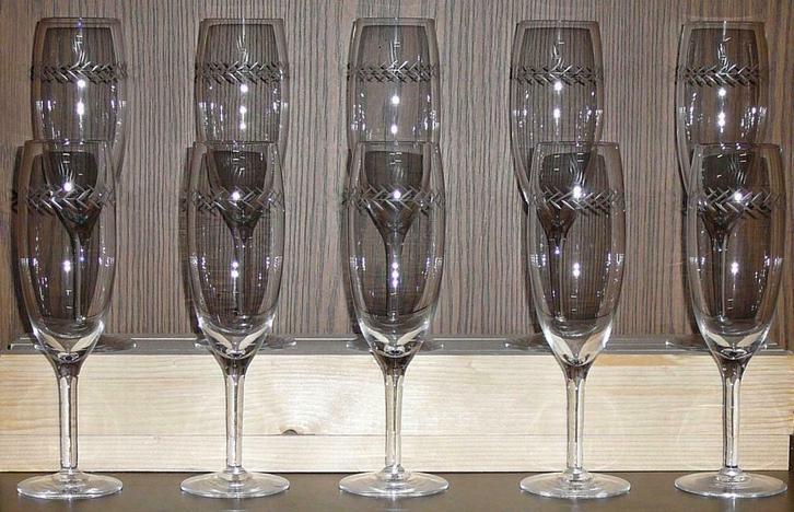 10 Champagneglazen   (m) (doos 3), Huis en Inrichting, Keuken | Servies, Ophalen of Verzenden