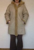 lichtgrijze daim suède jas met kap L, Kleding | Dames, Jassen | Winter, Ophalen of Verzenden, Zo goed als nieuw