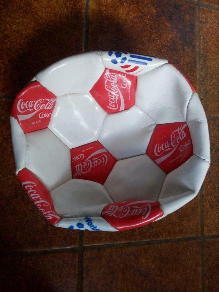 nieuwe lederen voetbal COCA-COLA Worldcup USA '94, Verzamelen, Merken en Reclamevoorwerpen, Nieuw, Ophalen of Verzenden