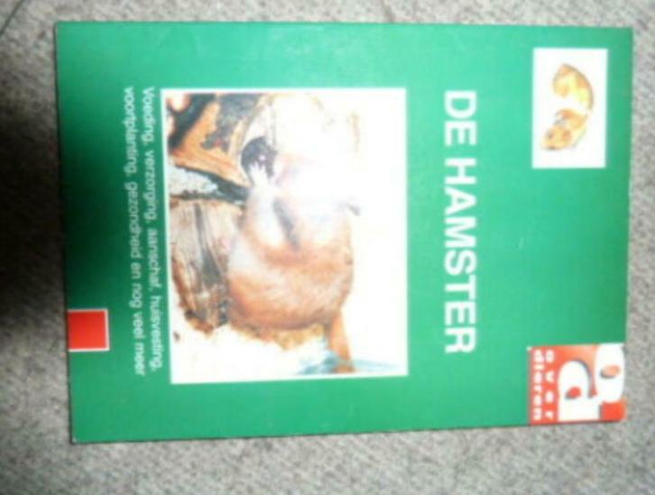 boek DE HAMSTER Voeding verzorging aanschaf huisvesting ..., Livres, Animaux & Animaux domestiques, Utilisé, Lapins ou Rongeurs