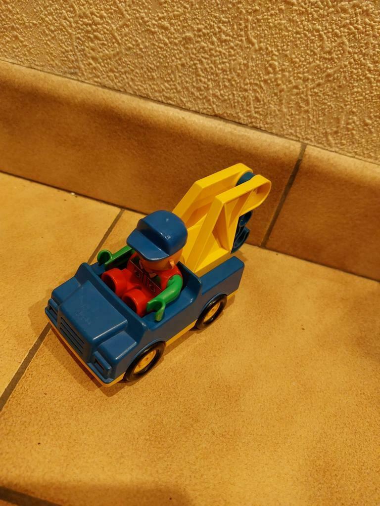 Duplo: vintage takelwagen met chauffeur, Kinderen en Baby's, Speelgoed | Duplo en Lego, Ophalen of Verzenden, Gebruikt, Duplo