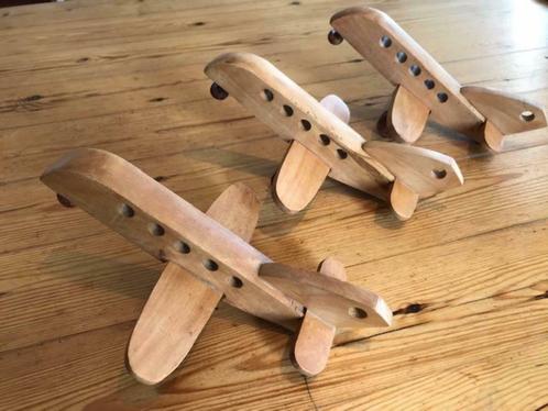 Vintage houten vliegtuigen (3st), Kinderen en Baby's, Speelgoed | Houten speelgoed, Gebruikt, Duw- of Trekspeelgoed, Ophalen of Verzenden