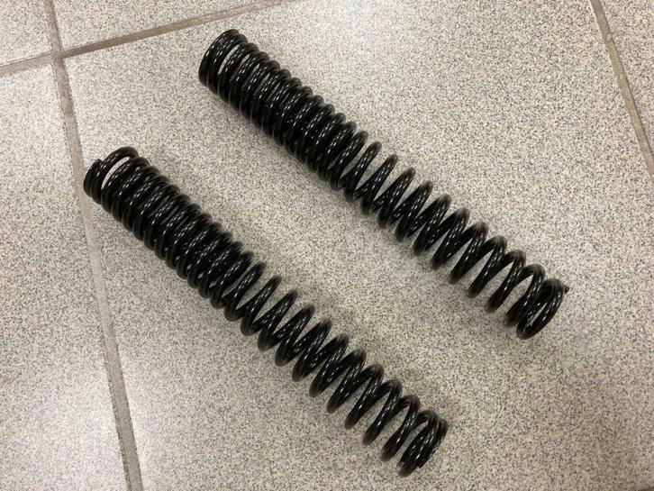 Jeu de ressorts d’amortisseurs ARR d'origine HONDA CD50, Motoren, Onderdelen | Honda, Nieuw, Ophalen of Verzenden