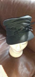 §  chapeau vintage n11 dame tissu plissé, Vêtements | Femmes, Chapeaux & Casquettes, Porté, Sans, Chapeau, Enlèvement ou Envoi