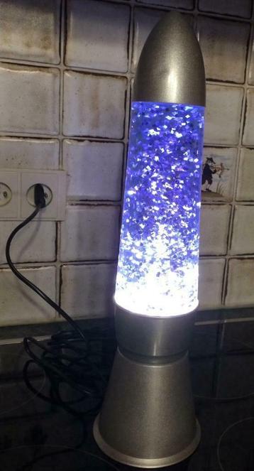 Grote dikke blauwe lava lamp met vierkante glitters., Enlèvement, Comme neuf, Verre