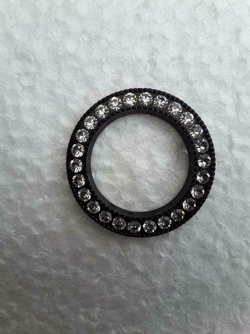Boucle - anneau scintillante diamètre 28 mm avec 25 perles, Hobby & Loisirs créatifs, Couture & Fournitures, Neuf, Enlèvement ou Envoi