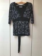 Tee-shirt noir Clockhouse C&A - Taille 40, Vêtements | Femmes, T-shirts, Comme neuf, C&A, Manches courtes, Noir