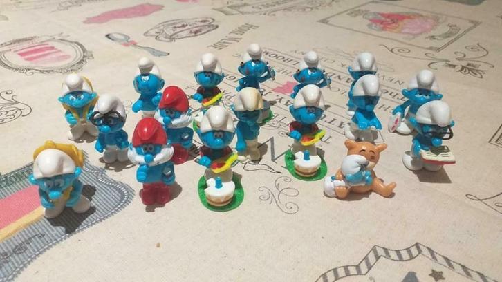 Schtroumpfs Smurfen kinder surprise, Verzamelen, Smurfen, Gebruikt, Poppetje, Figuurtje of Knuffel, Verschillende Smurfen, Ophalen of Verzenden