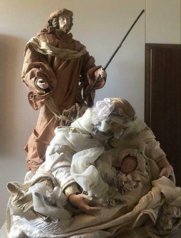 Hand geboetseerde crèche kerstal - grote versie  beschikbaar voor biedingen