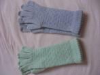 Choix entre quatre paire de gants aux tons pastels : bleu ou, Fille, Gants, 134 à 140, Enlèvement ou Envoi