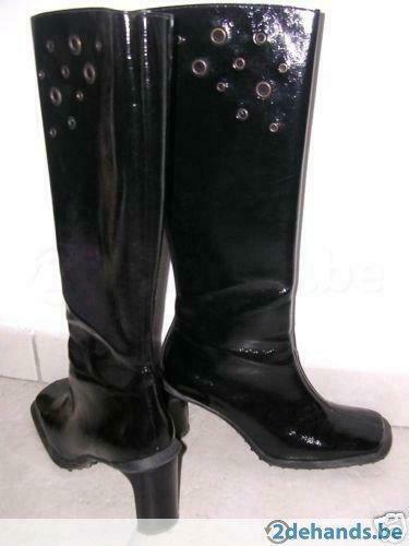 laklaarzen van morgan maat 39, Kleding | Dames, Schoenen, Gedragen, Hoge laarzen, Zwart, Verzenden