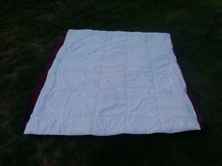 Edredon couvre lit, Maison & Meubles, Chambre à coucher | Linge de lit, Utilisé, Autres types, Une personne, Rouge, Enlèvement