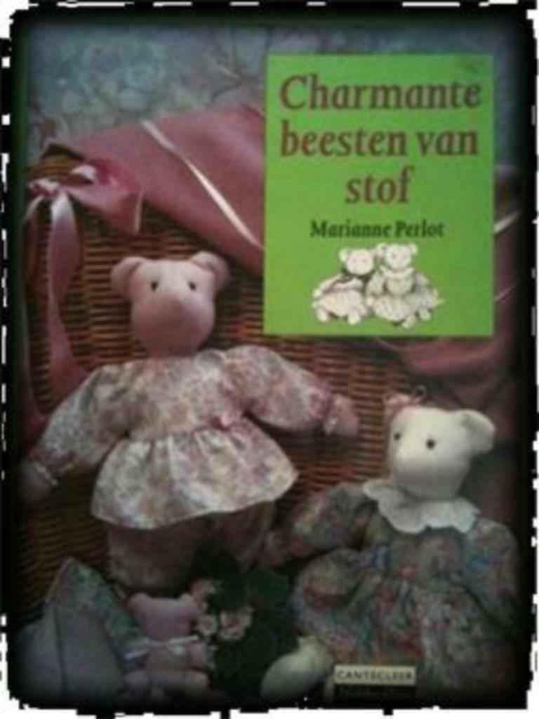 Charmante beesten van stof, Marianne Perlot, Boeken, Hobby en Vrije tijd, Gelezen, Ophalen of Verzenden