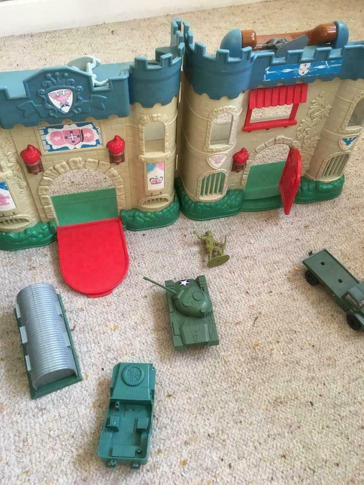 KASTEEL  plooibaar compact / CHATEAU pliable compact, Enfants & Bébés, Jouets | Autre, Comme neuf, Garçon, Enlèvement ou Envoi