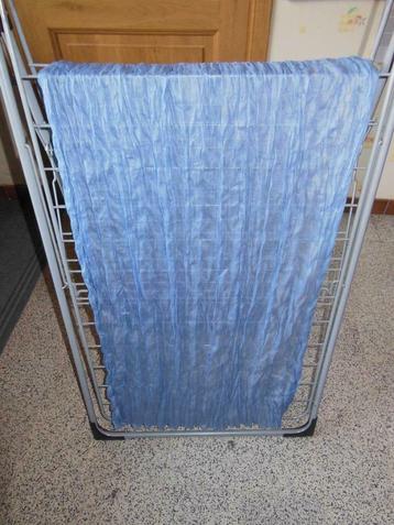 sjaal beschikbaar voor biedingen