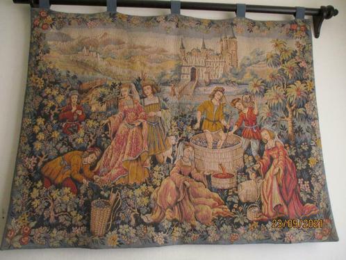 WANDTAPIJT "HET LIED VAN DE WINGERD"-Le Musée du Vin., Antiek en Kunst, Antiek | Tapijten, Tafelkleden en Textiel, Ophalen of Verzenden
