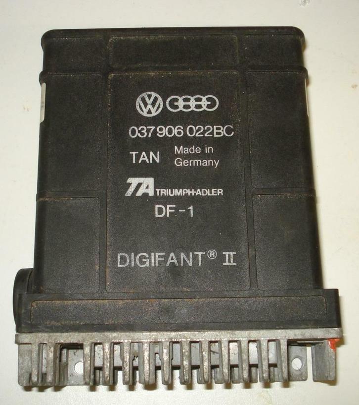 ECU VW Stuurdoos DIGIFANT 2 (Passat,  Golf, …), Auto-onderdelen, Elektronica en Kabels, Opel, Volkswagen, Gebruikt, Ophalen of Verzenden