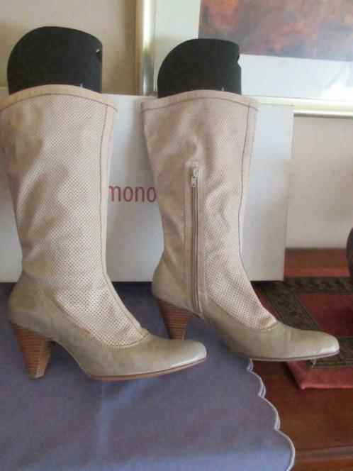 MONO DUE TAUPE  LICHT GEVLAMDE ZOMER LAARZEN    M 38, Kleding | Dames, Schoenen, Nieuw, Hoge laarzen, Beige, Ophalen of Verzenden
