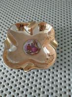 Cendrier carré doré avec décor central Marquise, Enlèvement ou Envoi