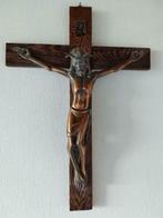 Koperen kruisbeeld, Antiek en Kunst, Antiek | Religieuze voorwerpen, Ophalen of Verzenden