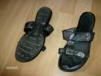 Teenslippers zwart - maat 39, Ophalen of Verzenden, Gedragen, Zwart