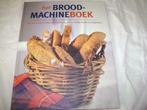 HET BROODBAK MACHINE BOEK(LINDA DOESER), Autres types, Comme neuf, Envoi