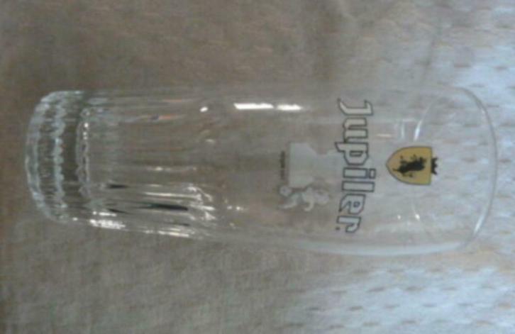 #K bier glas JUPILER " USA '94 Marc Degrijse ", Verzamelen, Glas en Drinkglazen, Gebruikt, Bierglas, Ophalen of Verzenden