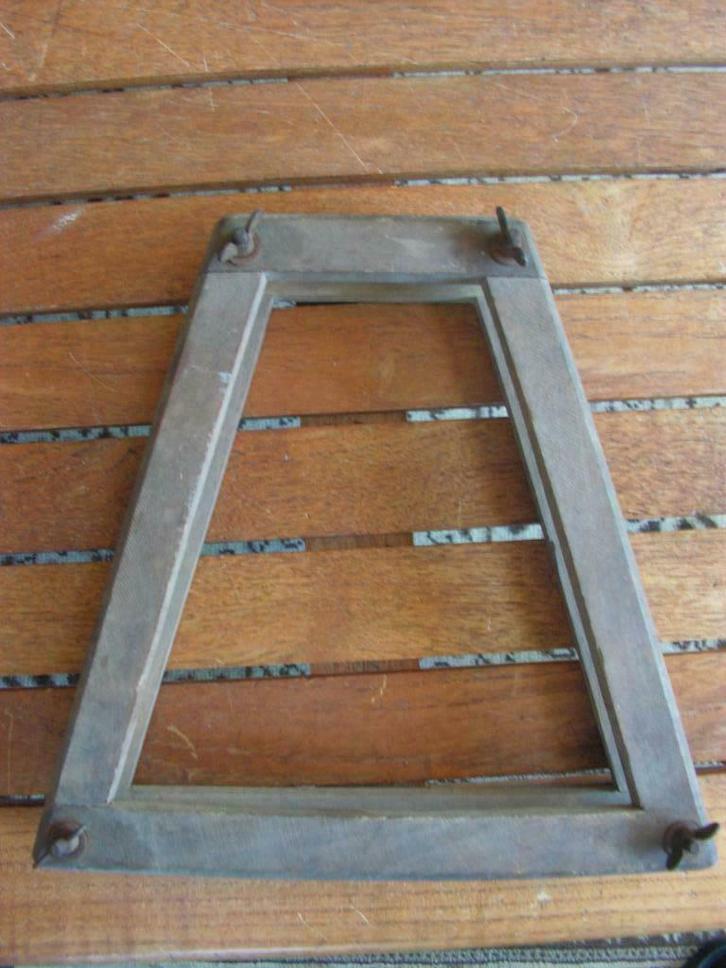 Rack en bois vintage pour raquette de tennis, Antiquités & Art, Antiquités | Outils & Instruments, Enlèvement ou Envoi