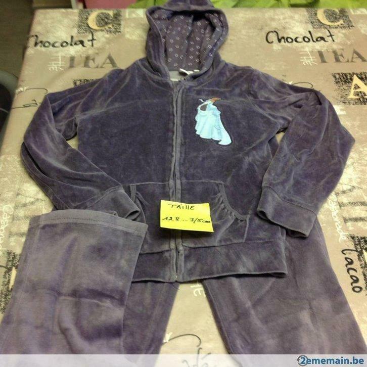 Training fille  en parfait état  7/8ans, Kleding | Heren, Sportkleding, Zo goed als nieuw, Overige typen, Ophalen of Verzenden