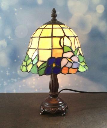 tiffanylamp beschikbaar voor biedingen