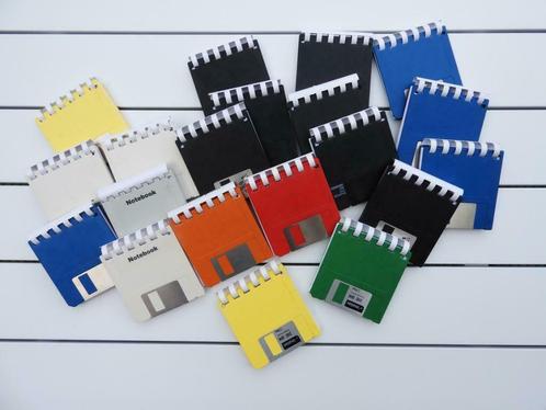 Retro floppy disk notebook, Computers en Software, Overige Computers en Software, Gebruikt, Ophalen