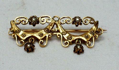 Broche antiek pareltjes goud., Handtassen en Accessoires, Antieke sieraden, Broche, Goud, Ophalen of Verzenden