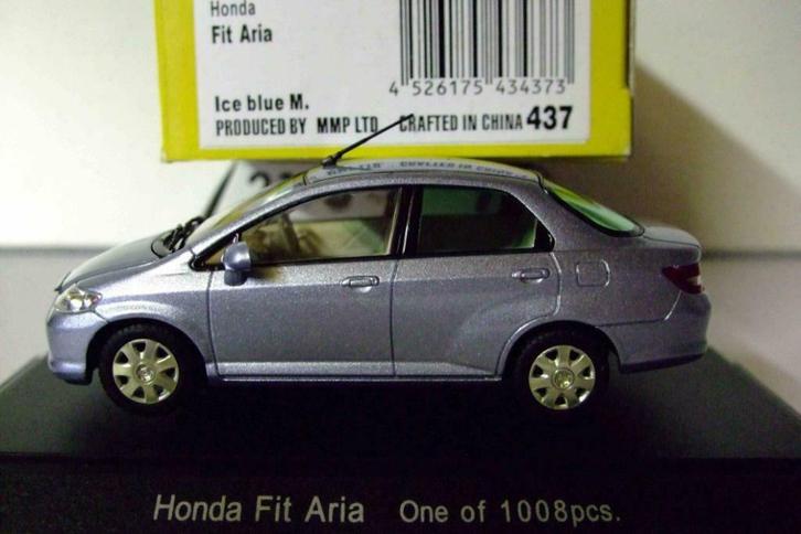 Ebbro Honda Fit Aria 1.5 (2003), Hobby en Vrije tijd, Modelauto's | 1:43, Nieuw, Auto, Overige merken, Ophalen of Verzenden