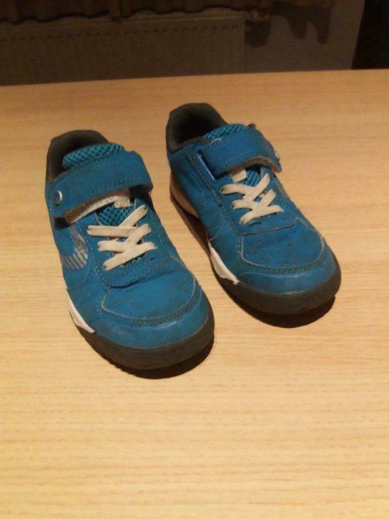 Felblauwe schoenen Artengo - maat 30, Kinderen en Baby's, Kinderkleding | Schoenen en Sokken, Gebruikt, Schoenen, Jongen, Ophalen