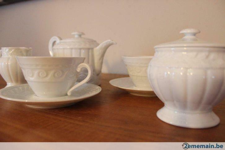 Bernardeaux Limoges - Série Louvre - set à thé, Huis en Inrichting, Keuken | Servies, Nieuw, Kop(pen) en/of Schotel(s), Ophalen