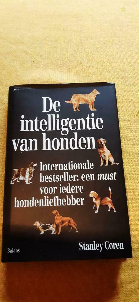 L'intelligence des chiens. Stanley Coréen, Livres, Animaux & Animaux domestiques, Utilisé, Chiens, Enlèvement ou Envoi