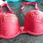 bh rood met broderie 75A, Kleding | Dames, Ondergoed en Lingerie, Ophalen of Verzenden, Rood, BH
