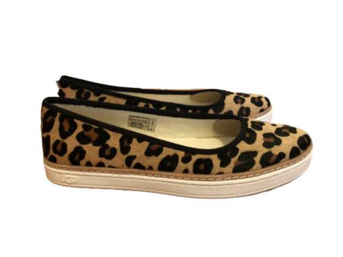 UGG platte schoenen, ballerina - Eur 38 - Nieuw, Kleding | Dames, Schoenen, Nieuw, Ballerina's, Overige kleuren, Verzenden