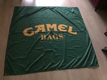 Camel Bags vlag beschikbaar voor biedingen