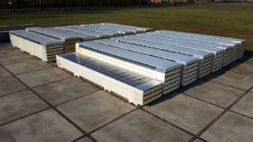 Sandwichpanelen 1e & 2e keus voor dak & wand, grote partijen beschikbaar voor biedingen