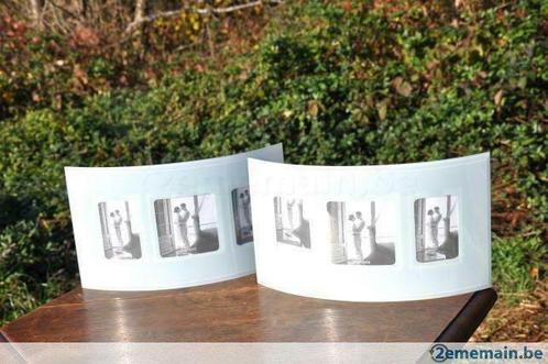 2 porte photos en verre opaque en arc de cercle, Maison & Meubles, Accessoires pour la Maison | Cadres, Utilisé, Enlèvement ou Envoi