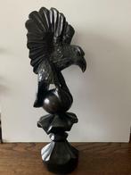 Aigle statue africaine du Bénin (Afrique ouest) en bois noir, Antiquités & Art, Enlèvement ou Envoi