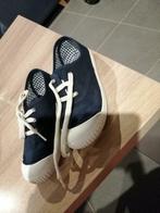 Donker blauwe sneakers maat 34.mooie communie schoenen, Comme neuf, Enlèvement ou Envoi