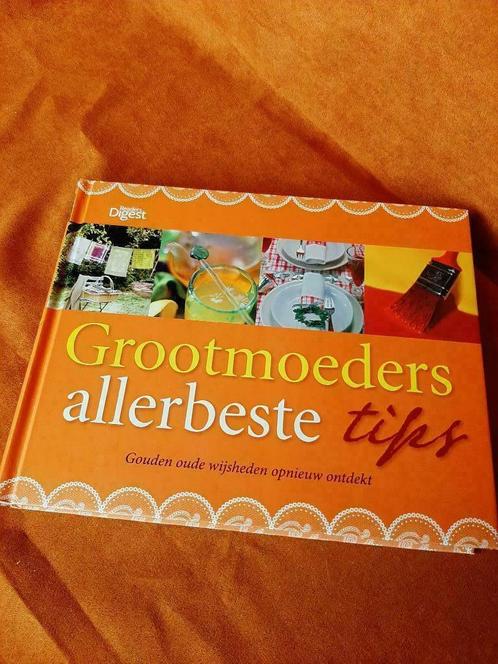 Reader's Digest, 'Grootmoeders allerbeste tips', 360 blz., Boeken, Overige Boeken, Zo goed als nieuw, Ophalen of Verzenden